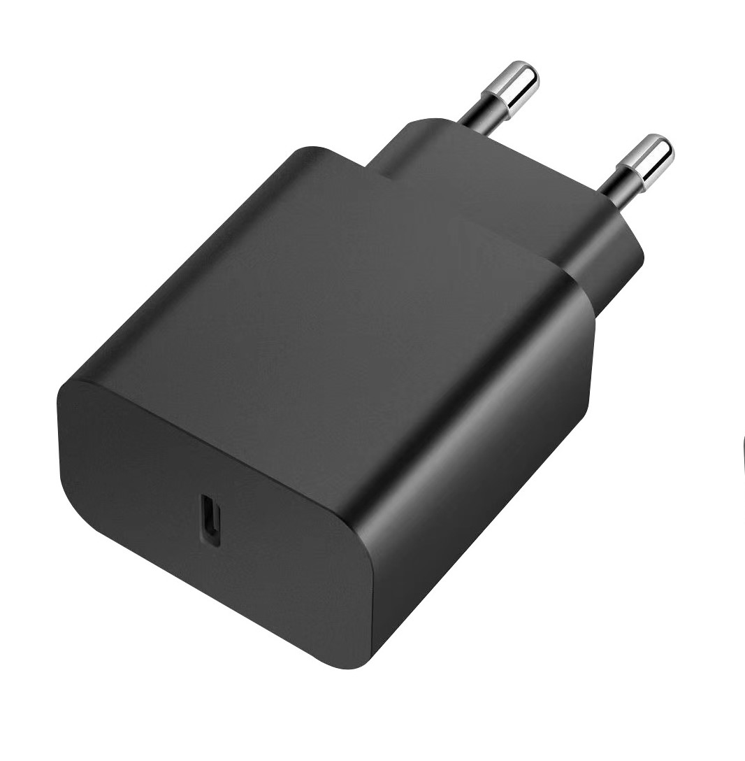 BST-T107 18W/20W/33W Wall Charger with Shiny Surface